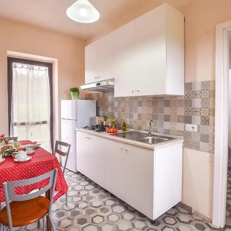 1 Bedroom Gorgeous In * Zambrone